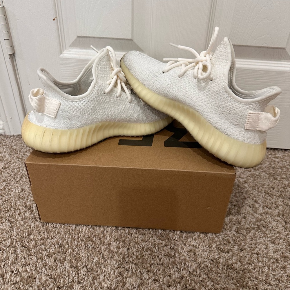 Yeezy White Cream Sneakers Primeknit Boost
